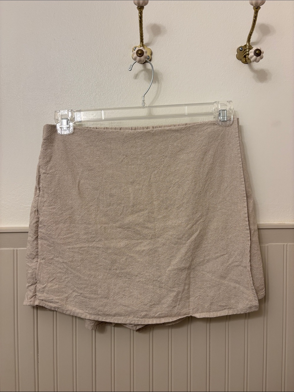 Old Navy High-Waisted Faux-Wrap Linen-Blend Mini Skort size Medium TALL